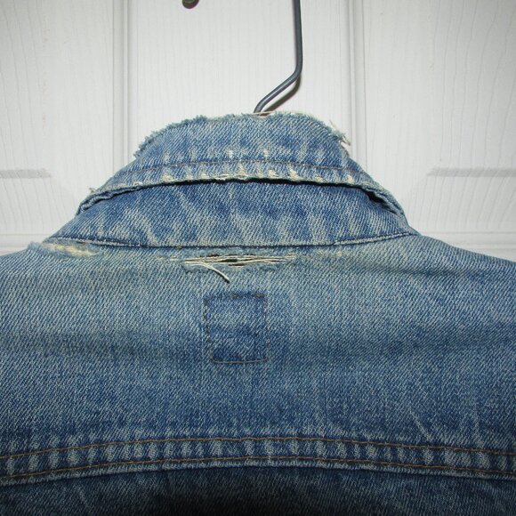 LEE Vintage Stonewashed Jean Jacket - Picture 7 of 16